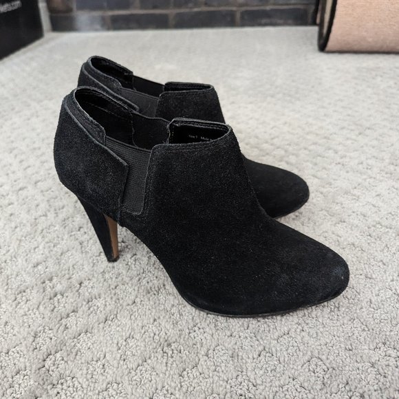 Black Shooties - Picture 1 of 6